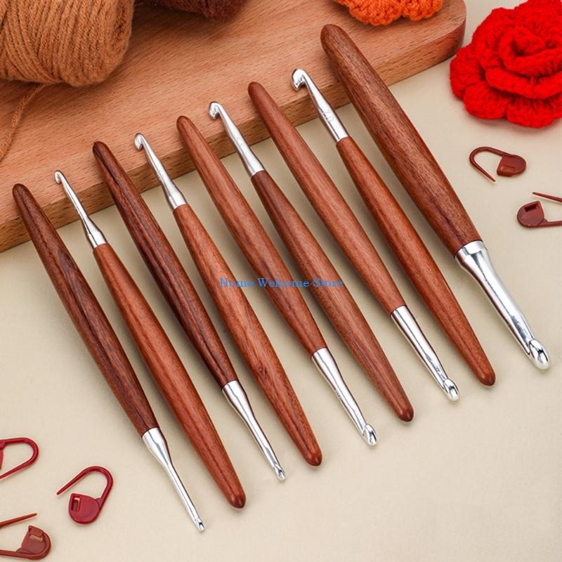 F68E 8 Pezzi Uncinetto con Man - Wooden Crochet Hooks Ergonomic Handle recensione e prezzo